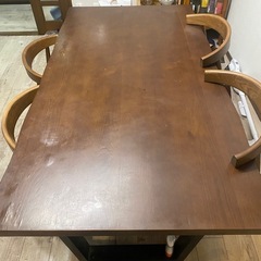 ダイニングテーブル