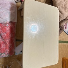 折りたたみテーブル