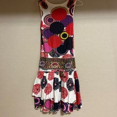 Desigual ワンピ 美品 Sの画像