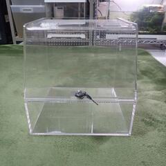 【決まりました】【中古】鍵付き爬虫類用アクリルケージ