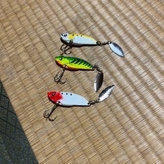 ルアー、鉄板バイブレーション