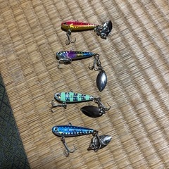 ルアー、スピンテールジグ