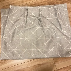 ニトリ　カーテン　グレー　2枚組み