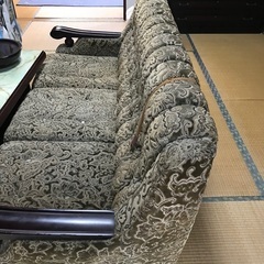 応接セット4点　3人掛けソファ－1脚 1人掛け×2脚 センターテーブル　 アンティーク レトロの画像