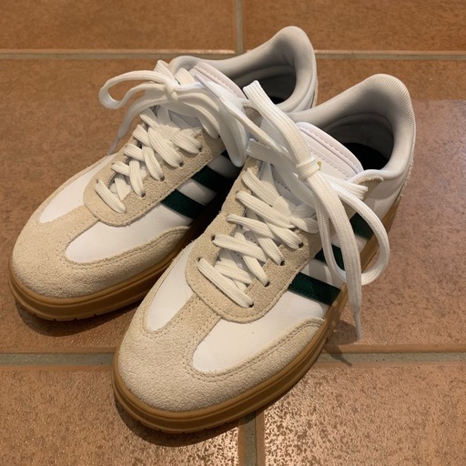 adidas サンバ 22.5cm