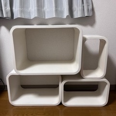 形を自由に変えられる　シェルフ　棚　ホワイト