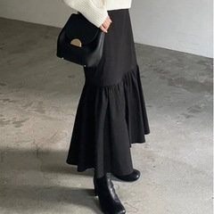 服/ファッション スカートの画像