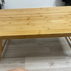 折りたたみテーブル　あげます