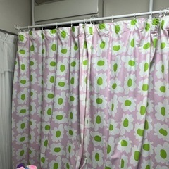 突っ張り棒ハンガーの画像