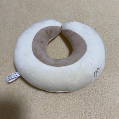 エールべべ　ネックピロー