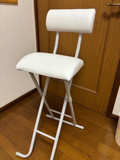 ハイチェア　椅子