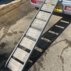 中古　ラダーレール　アルミラダー 1本 対過重250kg