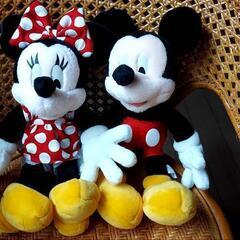 ミッキーのぬいぐるみの画像