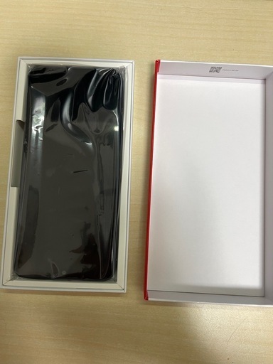 docomo AQUOS wish4 SH-52E 黒　新品　SIMフリー　★売り切り★