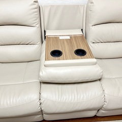 電動式リクライニングソファーの画像
