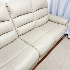 電動式リクライニングソファーの画像