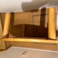 丸テーブルの画像