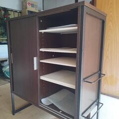 段差も設置できる引き戸シューズラック ニッセンの画像