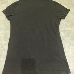 GUESS Tシャツの画像