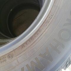 横浜タイヤ スタッドレス205/65 R 16の画像