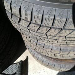 横浜タイヤ スタッドレス205/65 R 16の画像