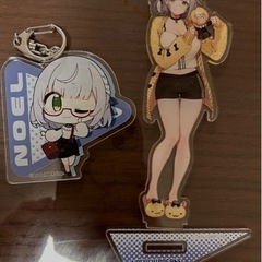 今週　まで！！ホロライブ 白銀ノエル 潤羽るしあ タペストリー キーホルダーの画像