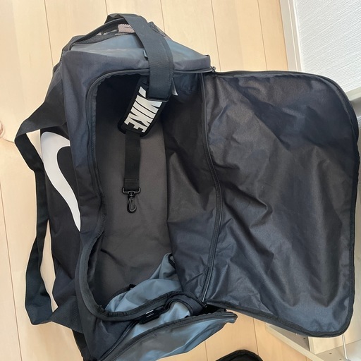 NIKEのビッグバッグ\n