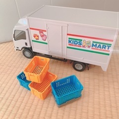大きめ車　トラックおもちゃ　おまけ付き
