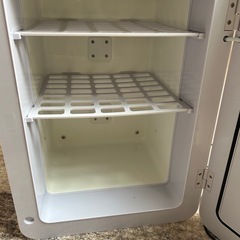 ミニ冷蔵庫の画像
