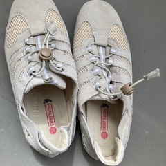 COMFY active シューズの画像