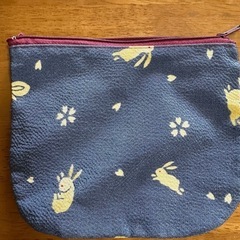 うさぎのポーチ