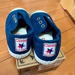 キッズ　スニーカー
