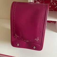 ランドセル、ローズ色の画像