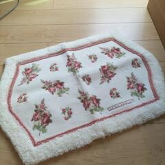 【未使用】ローラアシュレイ　玄関マット　洗面マット　トイレマットの画像