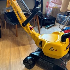 美品ショベルカーおもちゃ