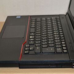 ◇格安！　ノートパソコン #164　Win11　新規インストール-//認証済み！　ACアダプタ付属!! の画像