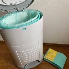 おむつポット　ColorKorbell 日本育児　取り換えロール1つ付きの画像