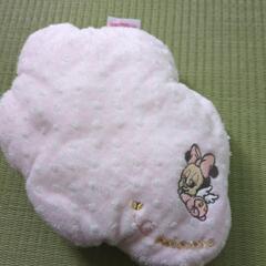 ディズニー　赤ちゃん　腕枕　
