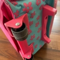 子供用キャリーバッグの画像