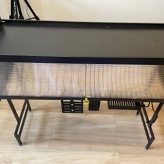 キッチン乾燥キャビネットの上の画像