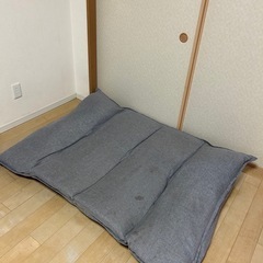 手すり、背もたれ全てギャッジアップ可能の画像