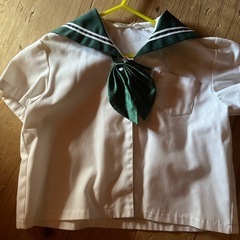 成立学園幼稚園　制服