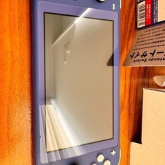 Nintendo Switch Light ブルーの画像