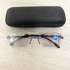 【新品未使用】遠近両用　老眼鏡　スマートメガネ　高解像度