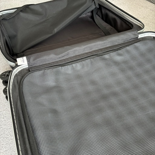 【美品】Samsonite INOVA SPINNER