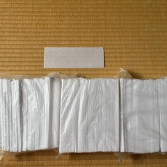 値下げしました！ブラジリアンワックス専用スパチュラとペーパーの画像