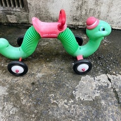 RADIO FLYER乗用玩具ラジオフライヤーいも虫しゃくとり虫🍉プロフ必読の画像