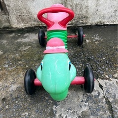 RADIO FLYER乗用玩具ラジオフライヤーいも虫しゃくとり虫🍉プロフ必読の画像