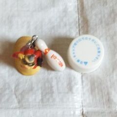 〈ラウンドワン限定品〉ディズニー&ピクサー 「 モンスターズインク」 ロズのストラップの画像