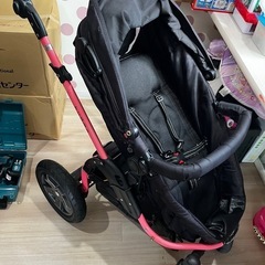 HUGMEベビーカー　KATOJI製の画像